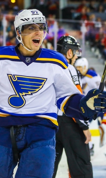 St. Louis Blues David Perron Cools Flames By Lighting Up The Night